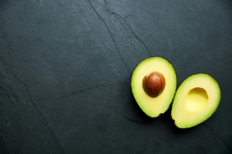 avocado pruning waste can be used to produce more ecological and sustainable food packaging.